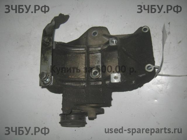 Volkswagen Passat B5 Кронштейн крепления ДВС