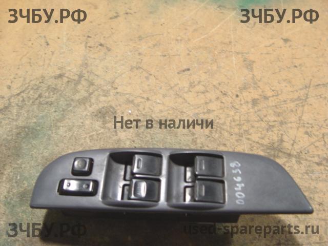 Toyota Land Cruiser 90 (PRADO) Кнопка стеклоподъемника передняя левая (блок)