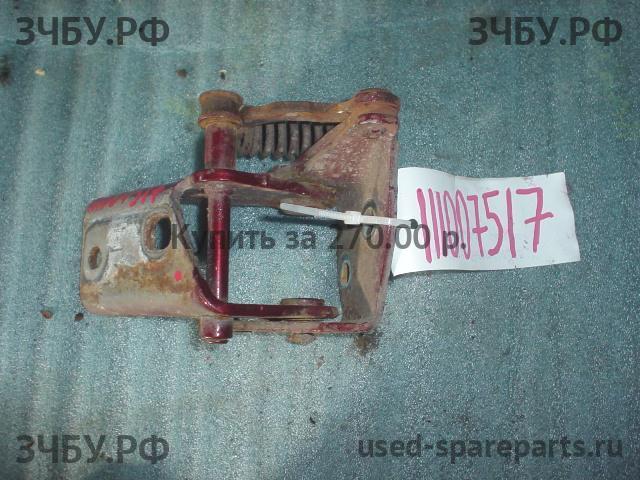Pontiac Bonneville 2 Петля двери передней правой