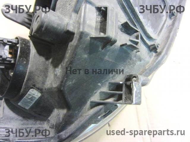 Ford Focus 2 (рестайлинг) Фара левая
