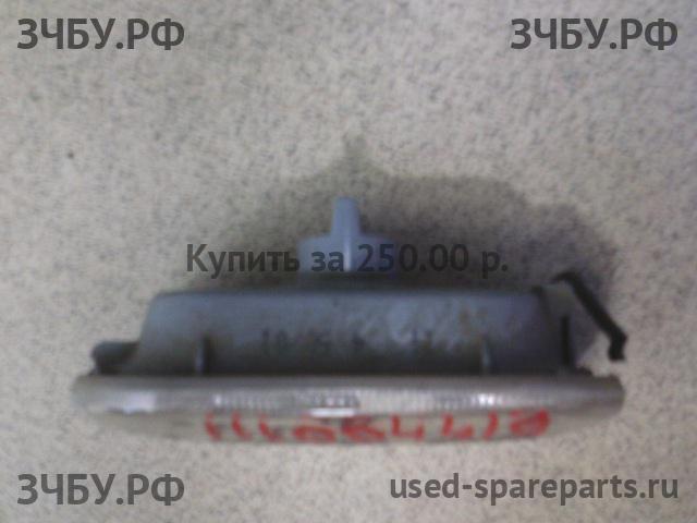 Volkswagen Jetta 2 [19E] Указатель поворота в крыло (повторитель)