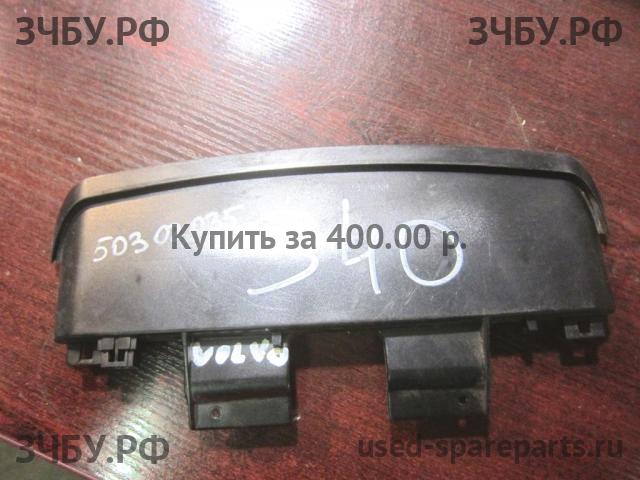 Volvo S40 (2) Фонарь задний (стоп сигнал)
