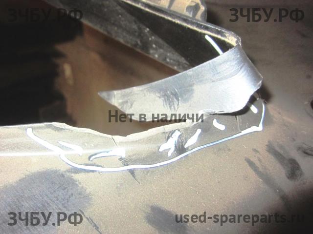 Toyota Corolla (E14 - E15) Бампер передний