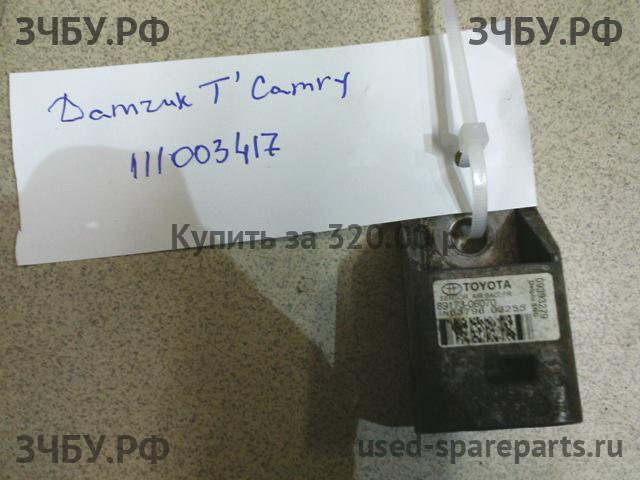 Toyota Camry 5 (V30) Датчик удара AIR BAG (SRS)