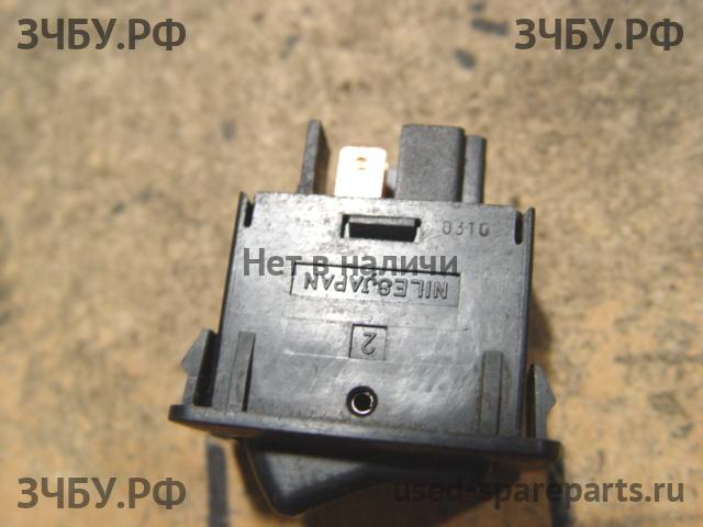 Mitsubishi Pajero/Montero 2 Кнопка