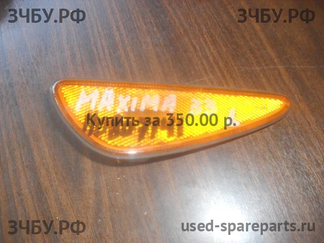 Nissan Maxima 3 (CA33) Отражатель в бампер правый
