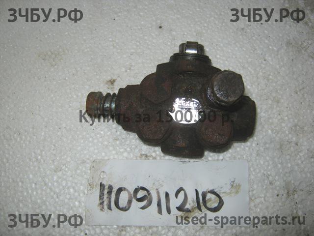 Isuzu NQR 71P Насос подкачки