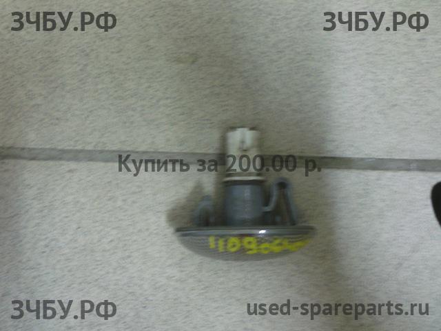 Peugeot 206 Указатель поворота в крыло (повторитель)