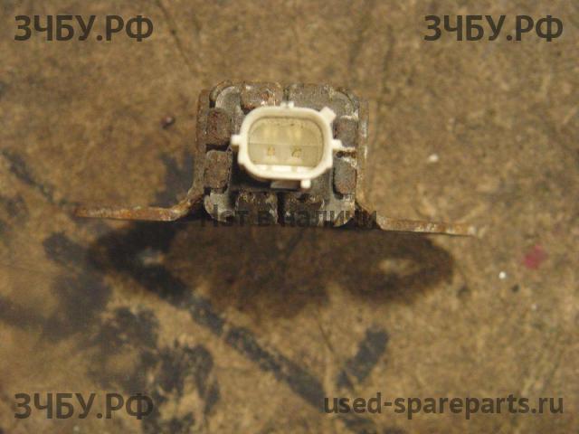 Mitsubishi Outlander 1 (CU) Датчик удара AIR BAG (SRS)