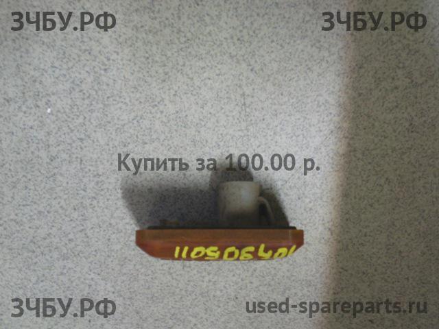 Audi A6 [C4] Указатель поворота в крыло (повторитель)