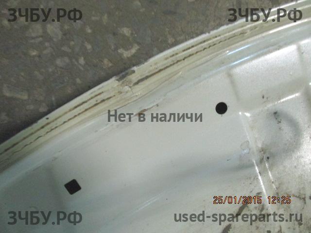 Toyota RAV 4 (4) Капот
