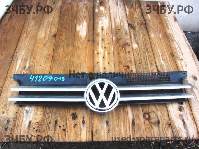 Volkswagen Golf 4 Решетка радиатора