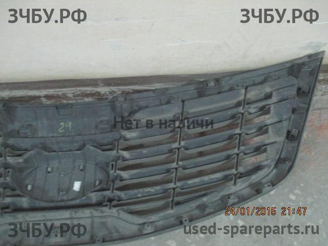 KIA Sportage 3 Решетка радиатора