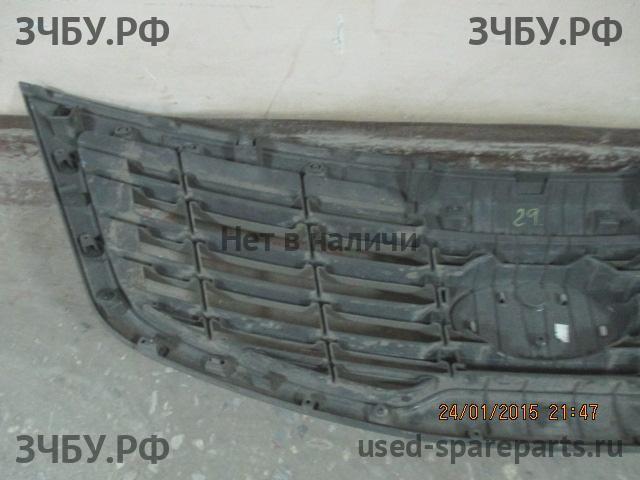 KIA Sportage 3 Решетка радиатора