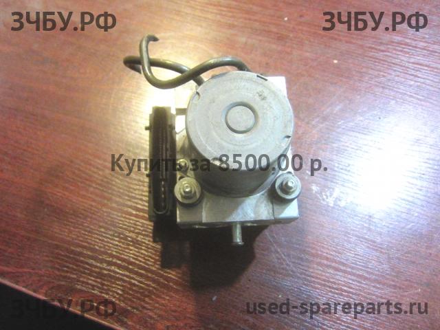 Land Rover Discovery 3 Блок ABS (насос)