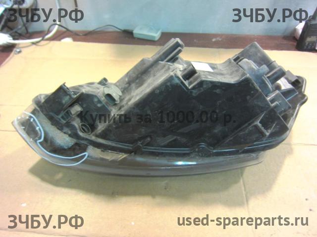 Volkswagen Polo 5 (HB) Фара правая