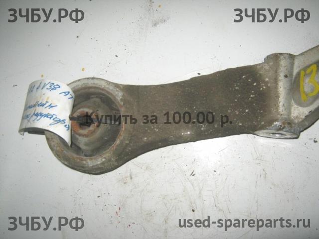 Mitsubishi Pajero/Montero 4 Кронштейн заднего редуктора