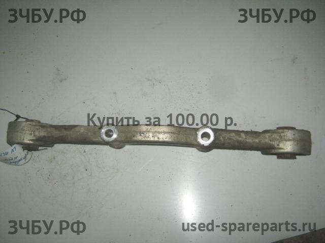 Mitsubishi Pajero/Montero 4 Кронштейн заднего редуктора