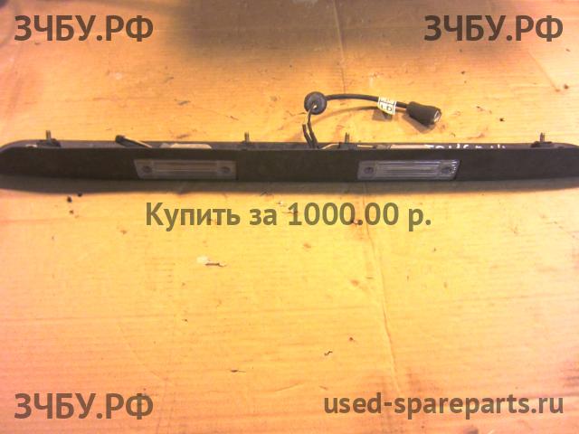 Chevrolet Aveo 1 (T200) Накладка на крышку багажника