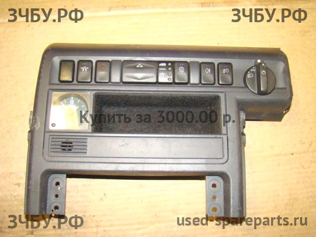 Land Rover Range Rover 2 (Classic) Накладка декоративная на торпедо