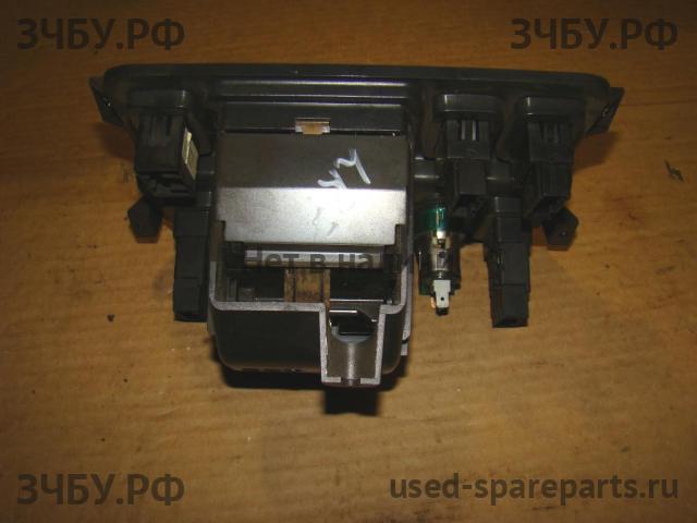 Land Rover Range Rover 2 (Classic) Кнопка стеклоподъемника