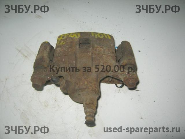 Mitsubishi Galant 8 (EA, EC) Суппорт задний левый (в сборе со скобой)