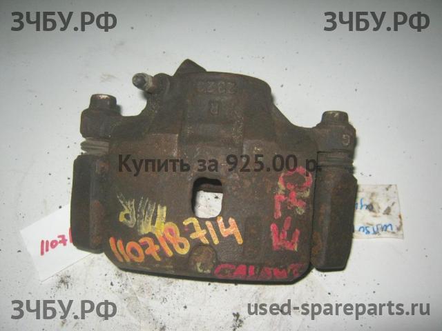 Mitsubishi Galant 8 (EA, EC) Суппорт передний правый (в сборе со скобой)