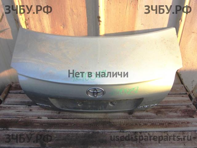 Toyota Avensis 2 Крышка багажника
