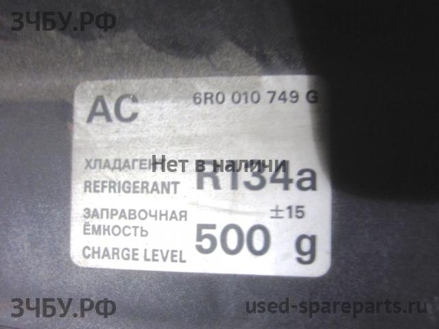 Volkswagen Polo 5 (HB) Панель передняя (телевизор)