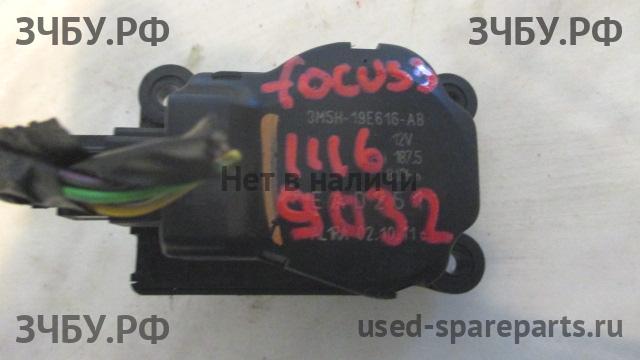 Ford Focus 3 Моторчик заслонки печки