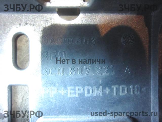 Volkswagen Passat B6 Бампер передний