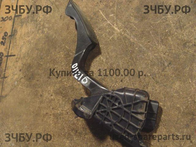 Lexus RX (2) 300/330/350/400h Педаль газа