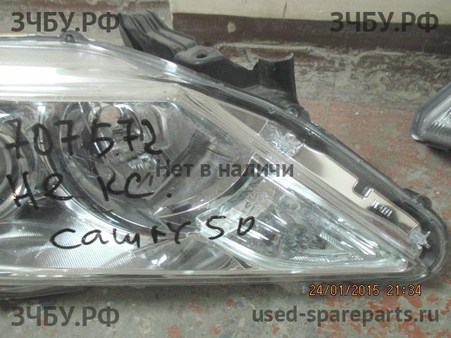 Toyota Camry 7 (V50) Фара правая