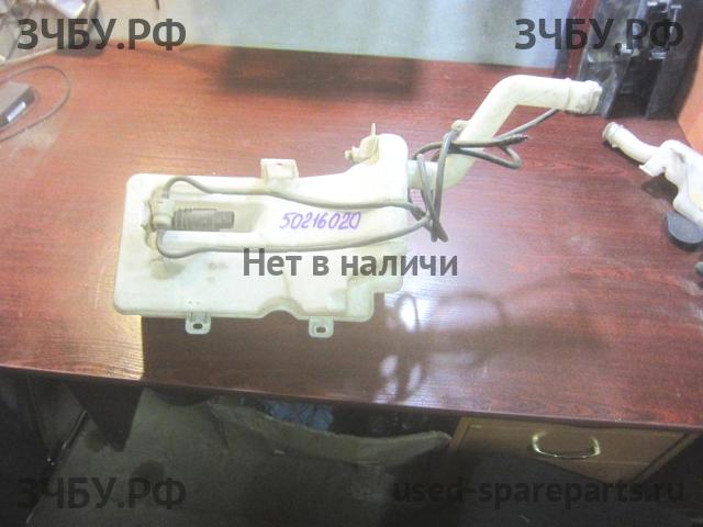 Mitsubishi Colt 6 (Z30) Бачок омывателя лобового стекла