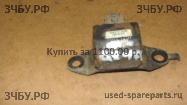 Lexus GX (1) 470 Датчик удара AIR BAG (SRS)
