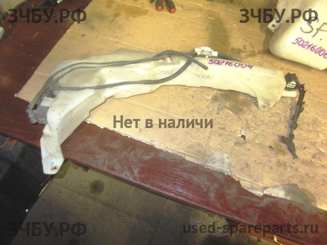 Ford Focus 2 Бачок омывателя лобового стекла