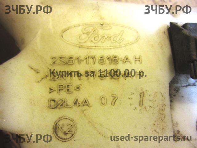 Ford Fusion Бачок омывателя лобового стекла
