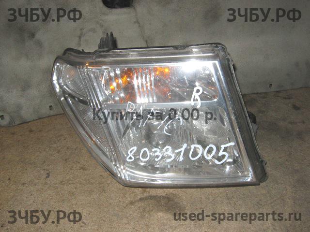 Nissan Pathfinder 2 (R51) Фара правая