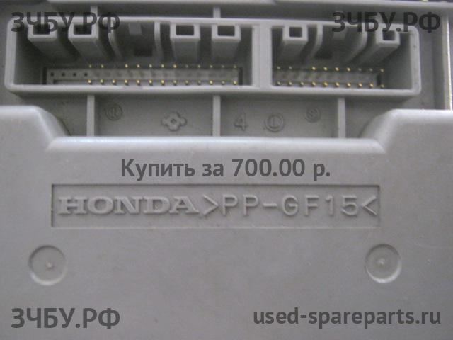 Honda Civic 8 (5D) Блок предохранителей