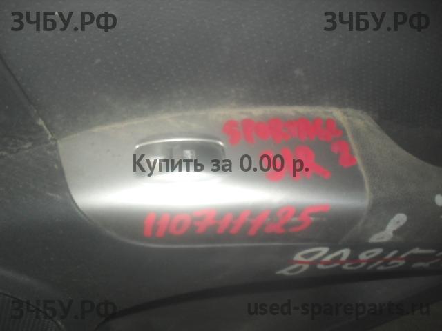 KIA Sportage 2 Кнопка стеклоподъемника задняя правая
