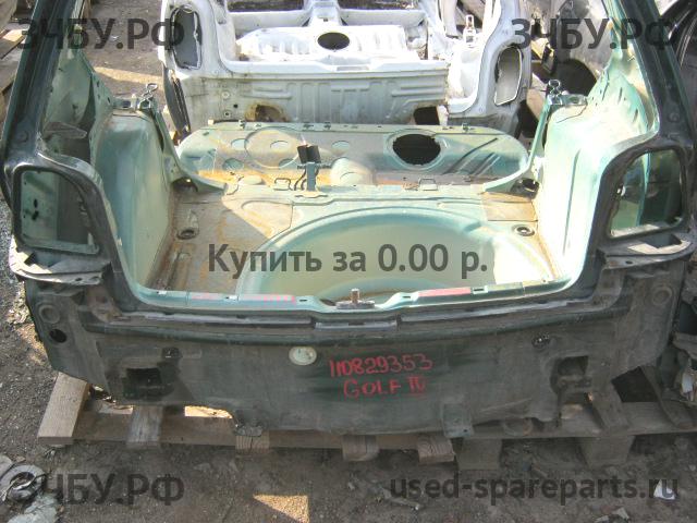 Volkswagen Golf 4 Панель задняя