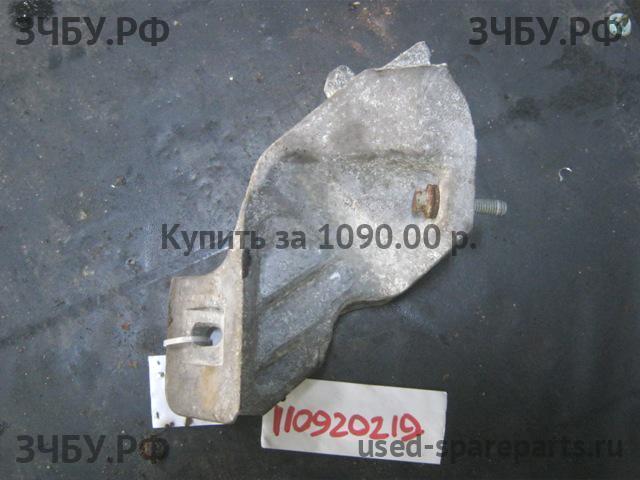 Land Rover Discovery 3 Кронштейн