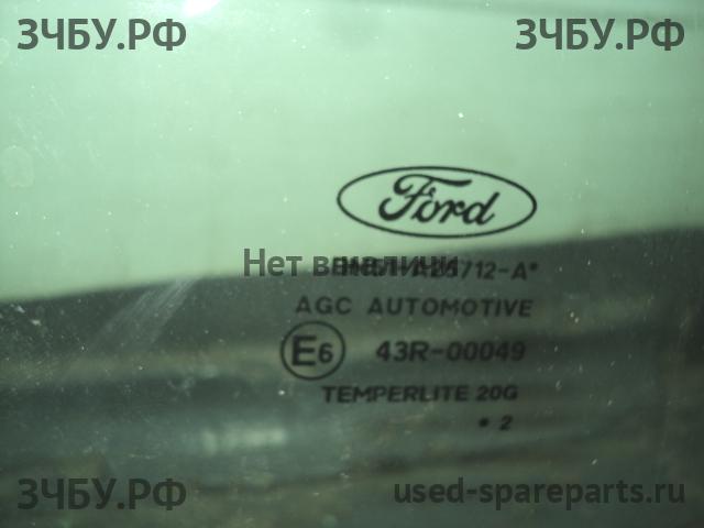 Ford Focus 3 Стекло двери задней правой