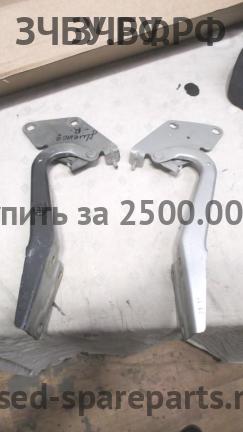Renault Fluence Петля капота правая