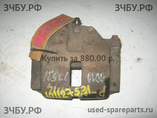 Nissan Primera P12 Суппорт передний левый (в сборе со скобой)