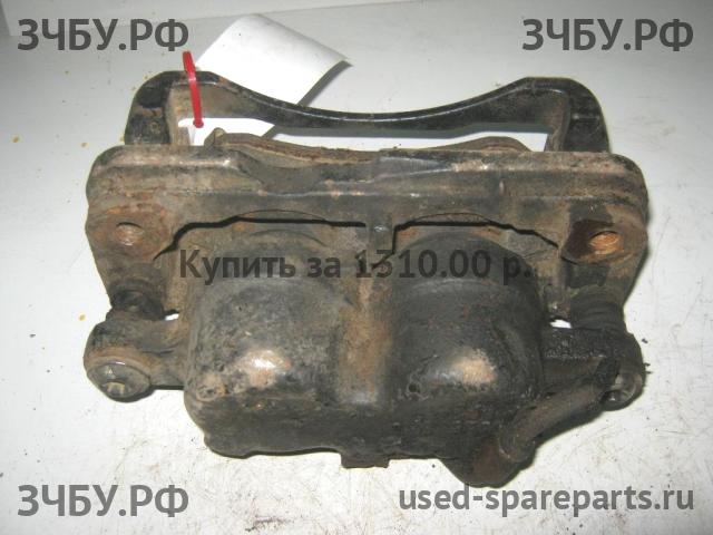 Chevrolet Suburban 1 (GMT400) Суппорт задний правый (в сборе со скобой)