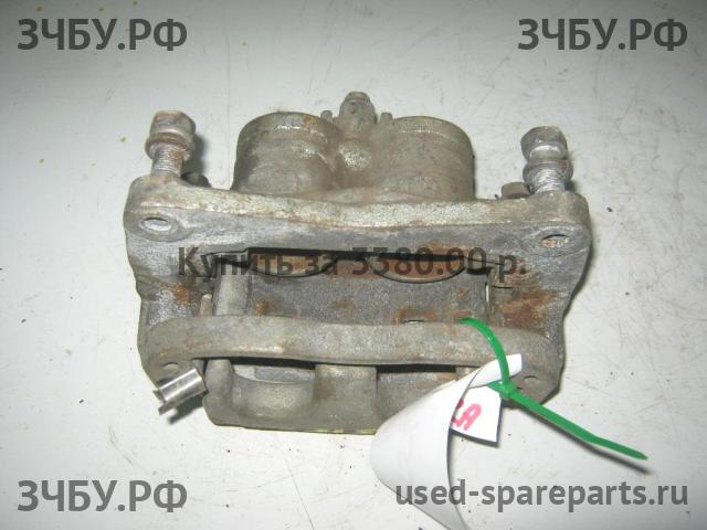 Subaru Impreza 3 (G12) Суппорт передний правый (в сборе со скобой)