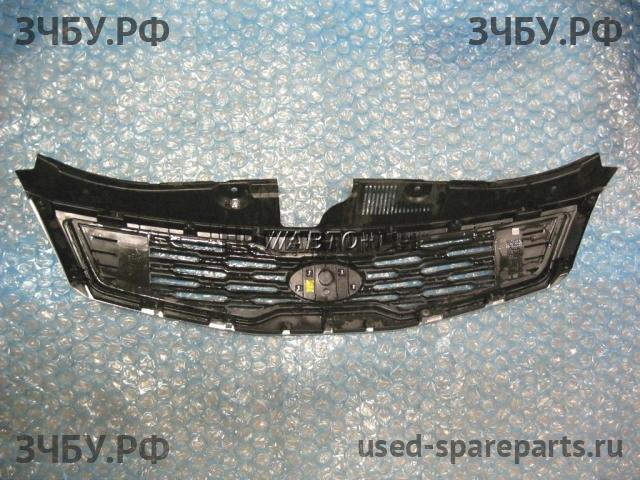 KIA Ceed 1 Решетка радиатора