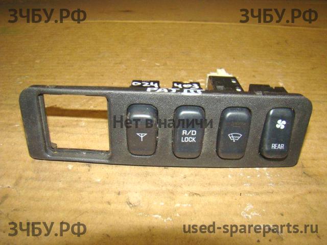 Mitsubishi Pajero/Montero 3 Блок кнопок