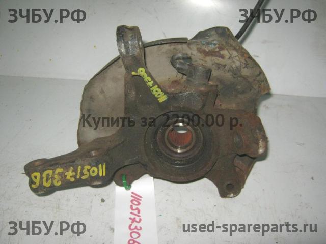 Nissan Presea 2 Кулак поворотный передний правый (со ступицей)